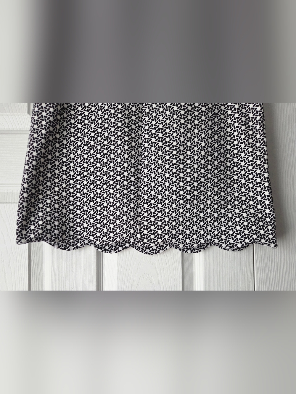 NWOT Talbots Black & White Geometric Scallop-Hem Skirt Size 6 - Picture 5 of 11